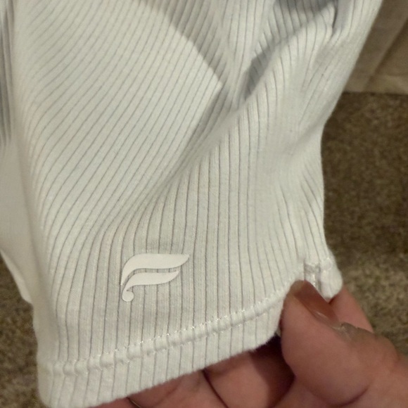 Fabletics White Ribbed Women's Crop Top - Picture 4 of 4